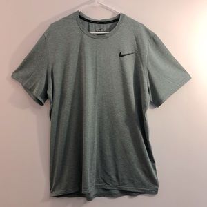 Nike men’s dri-fit green running T-shirt XL